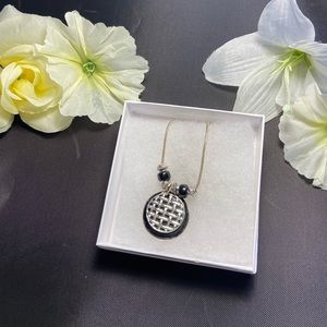 Black waffle necklace